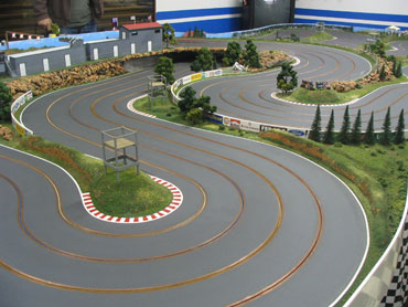 Bonza Raceway Slot Car Track